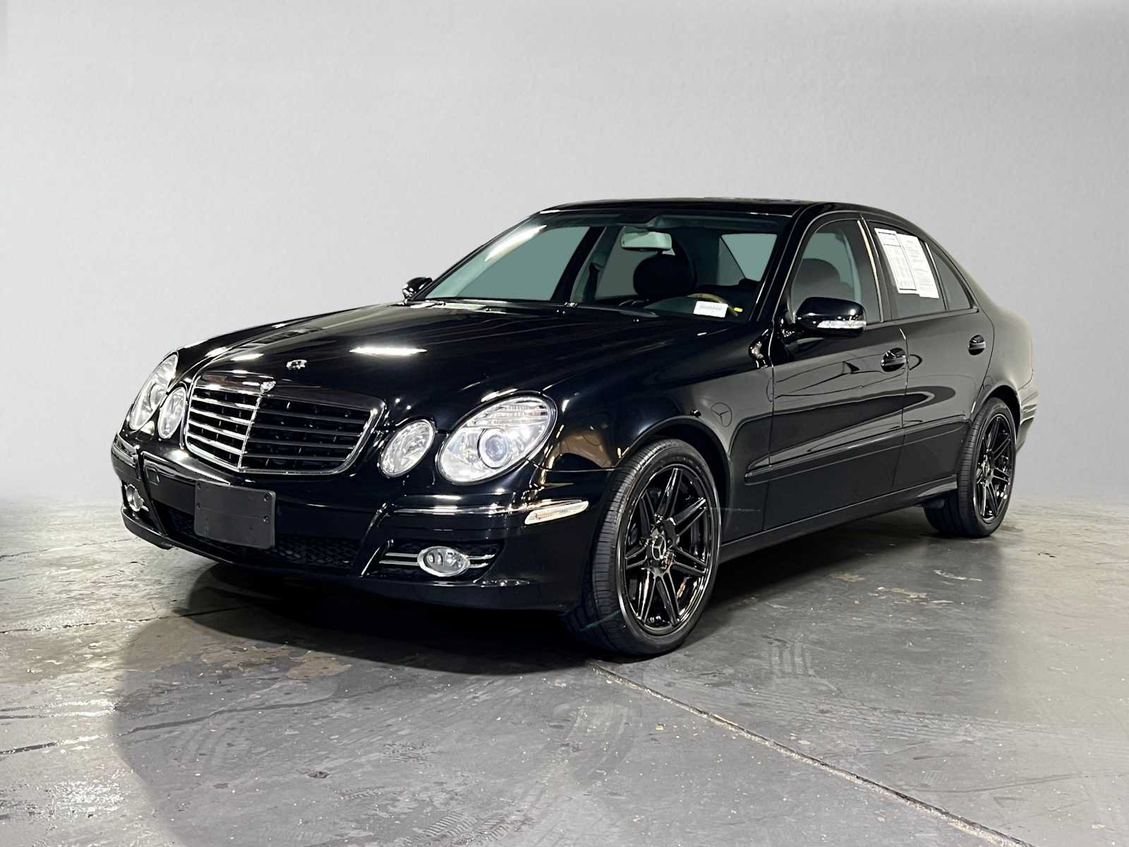 Used 2008 Mercedes-Benz E 350 4MATIC Sedan image 7