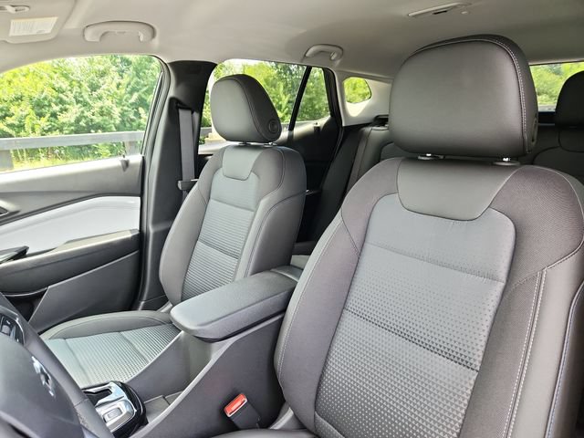 New 2026 Chevrolet Trax LT w/ Driver Confidence Package FWD image 13