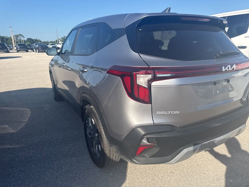 Certified 2026 Kia Seltos LX image 5