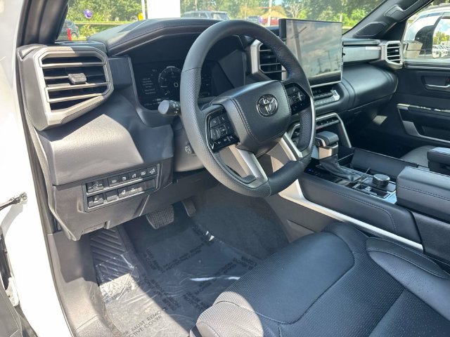 Used 2026 Toyota Sequoia Platinum AWD/4WD image 23