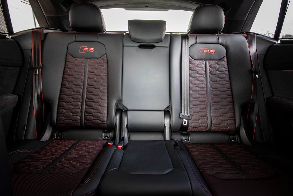 Used 2025 Audi RS Q8 performance image 59