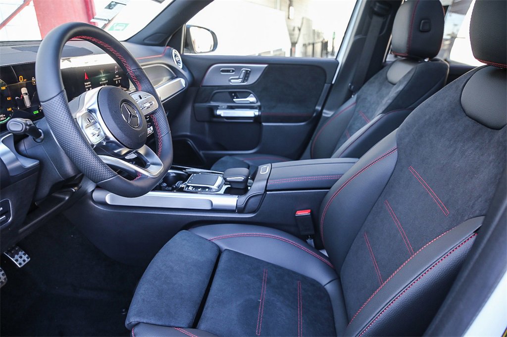 Used 2023 Mercedes-Benz EQB 350 4MATIC SUV image 21