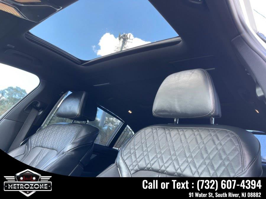 Used 2019 BMW 750i 750i Sedan image 32