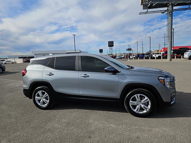 Used 2024 GMC Terrain SLE image 6
