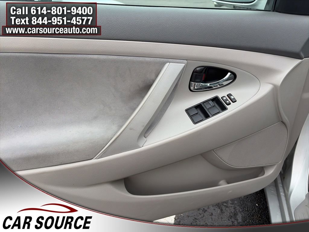 Used 2008 Toyota Camry LE image 12