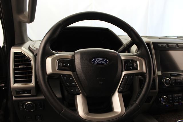 Used 2019 Ford F250 Lariat w/ Lariat Ultimate Package AWD/4WD image 17