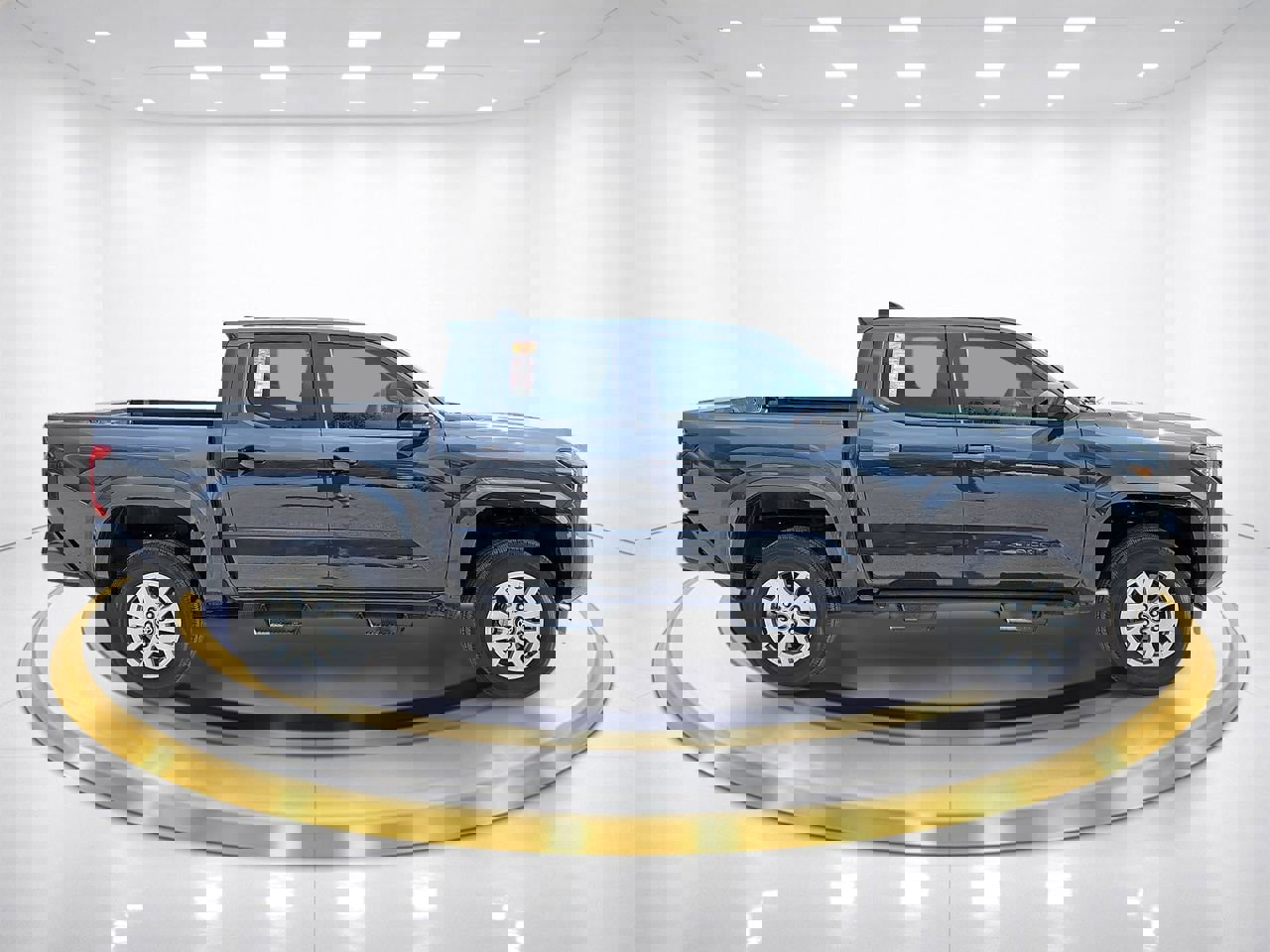 Used 2025 Toyota Tacoma SR5 image 5