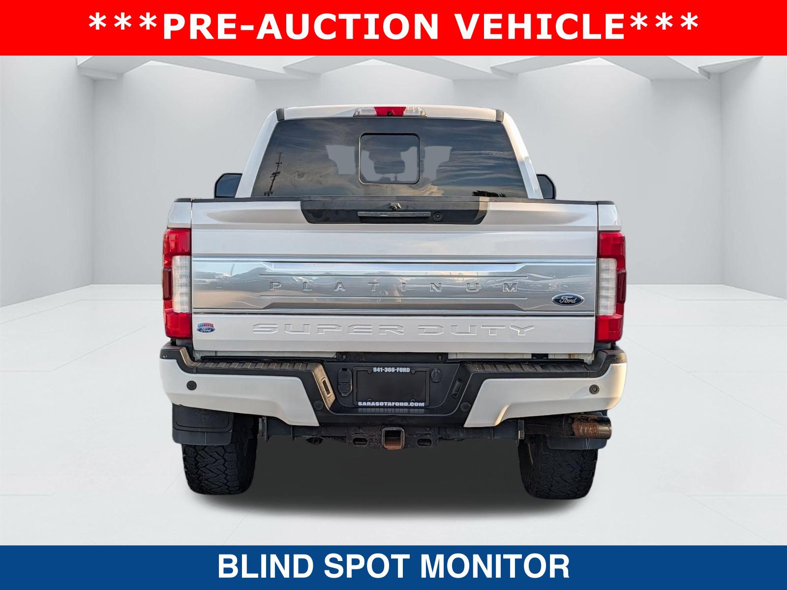 Used 2017 Ford F250 Platinum w/ Platinum Ultimate Package AWD/4WD image 6