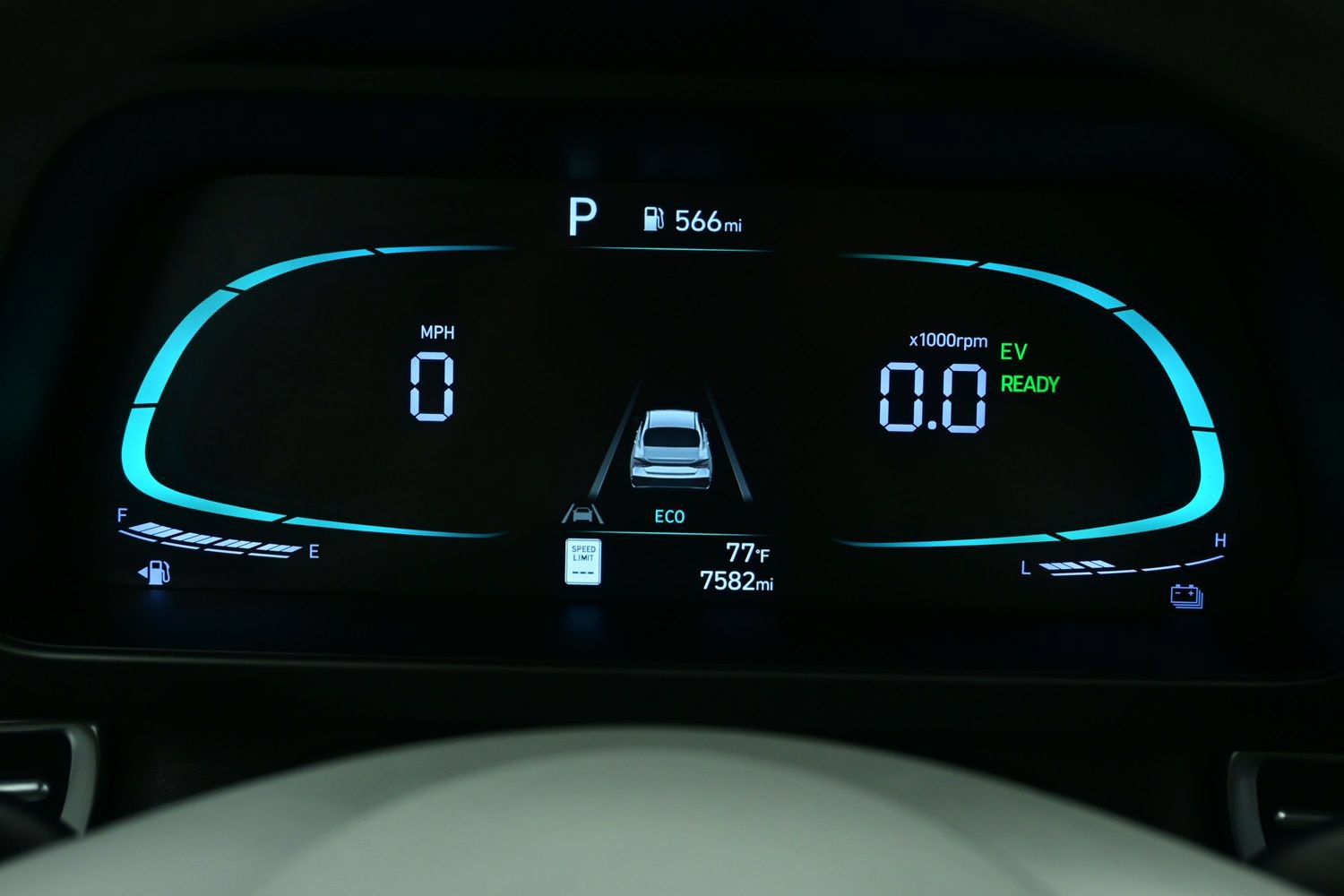 Certified 2026 Hyundai Elantra Hybrid FWD image 23