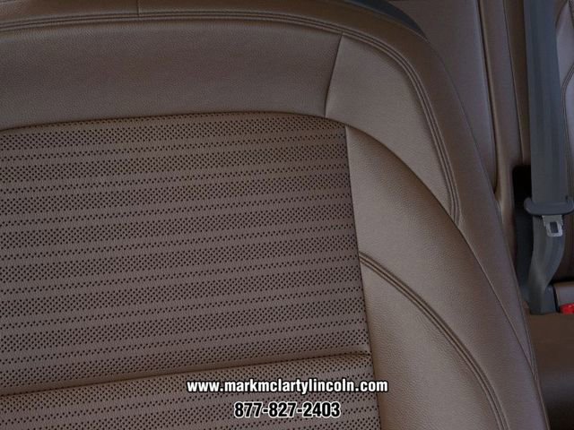 New 2026 Lincoln Nautilus Reserve w/ Jet Appearance Package image 16