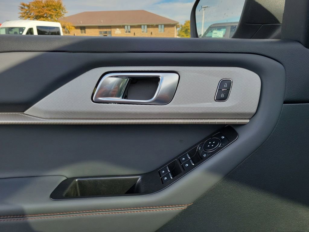 New 2026 Ford Explorer Active image 18