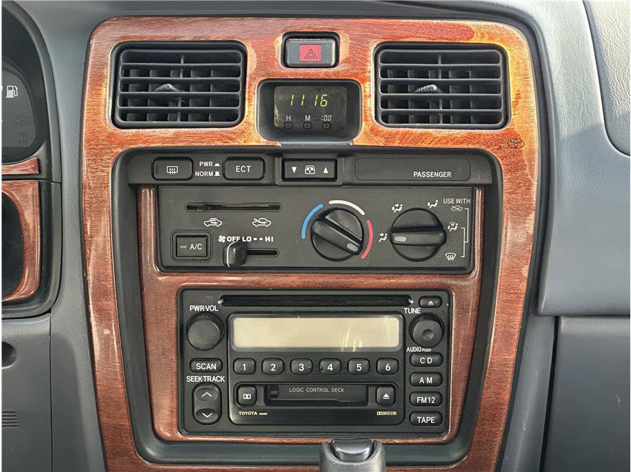 Used 2000 Toyota 4Runner SR5 image 21