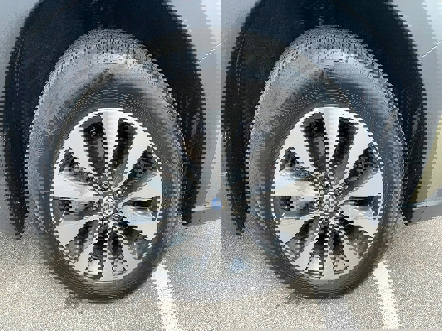 Certified 2023 Subaru Outback Limited w/ Popular Package #2 image 10