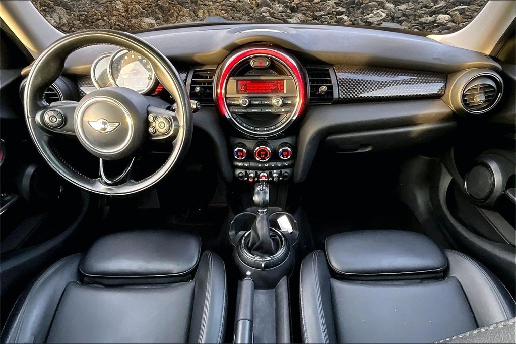 Used 2016 MINI Cooper S image 14