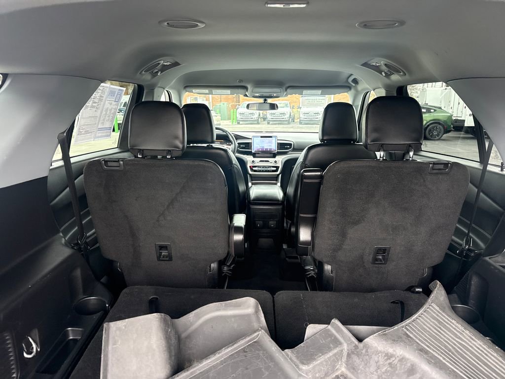 Used 2023 Ford Explorer XLT w/ Equipment Group 202A image 15