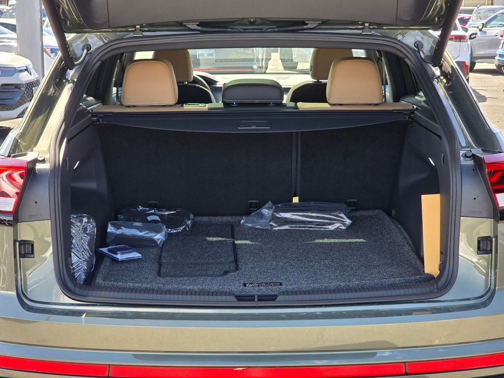 New 2026 Volkswagen Atlas Cross Sport SEL R-Line AWD/4WD image 14