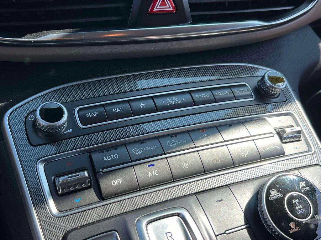 Used 2023 Hyundai Santa Fe SEL AWD/4WD image 29