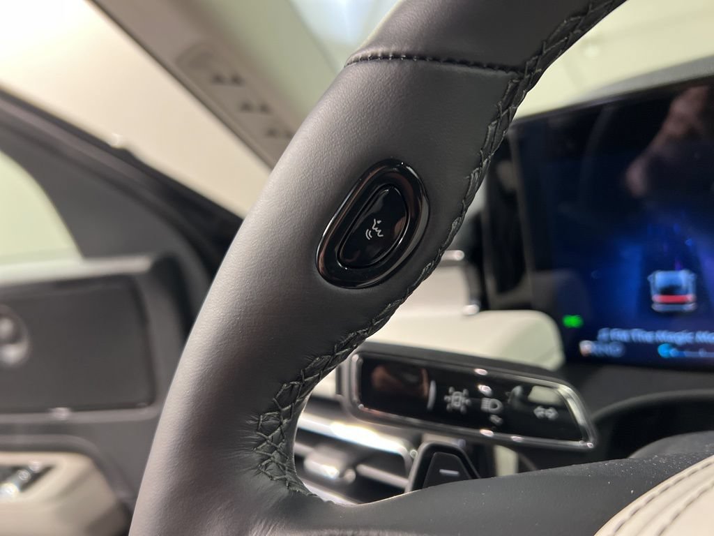 New 2026 Lincoln Aviator Reserve AWD/4WD image 18