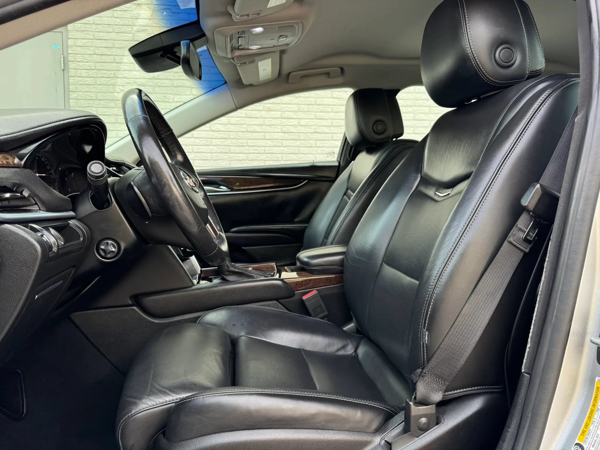 Used 2013 Cadillac XTS Luxury w/ Driver Awareness Package FWD image 15