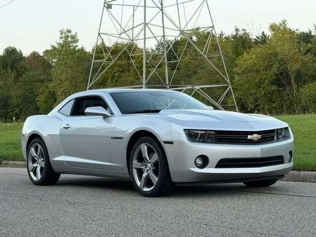 Used 2010 Chevrolet Camaro LT w/ RS Package RWD image 1