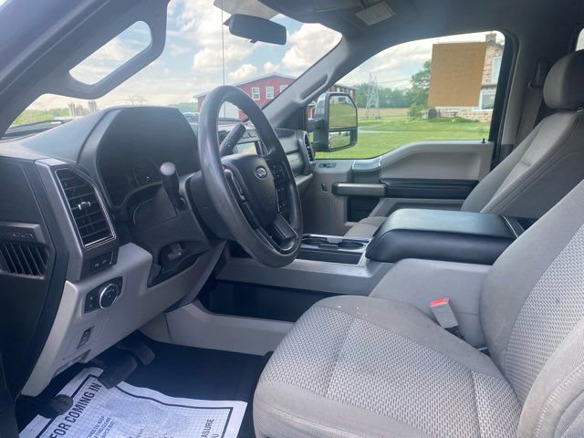 Used 2019 Ford F350 XLT w/ XLT Premium Package AWD/4WD image 9