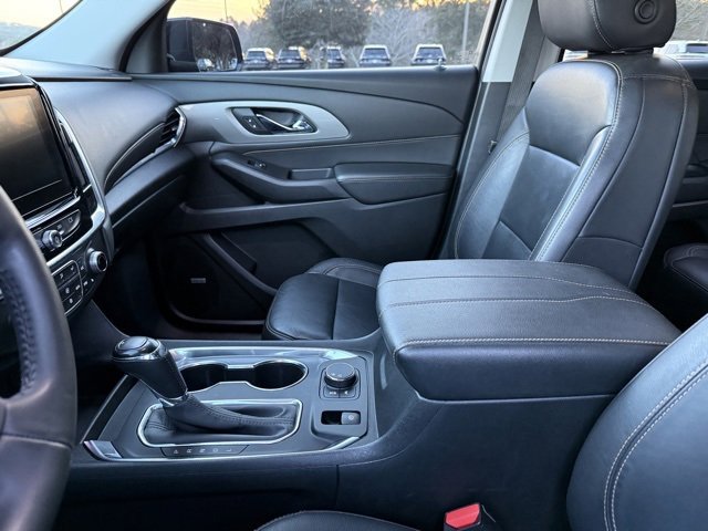 Used 2020 Chevrolet Traverse RS image 27