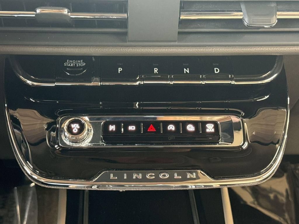 Certified 2023 Lincoln Corsair AWD w/ Equipment Group 101A image 22