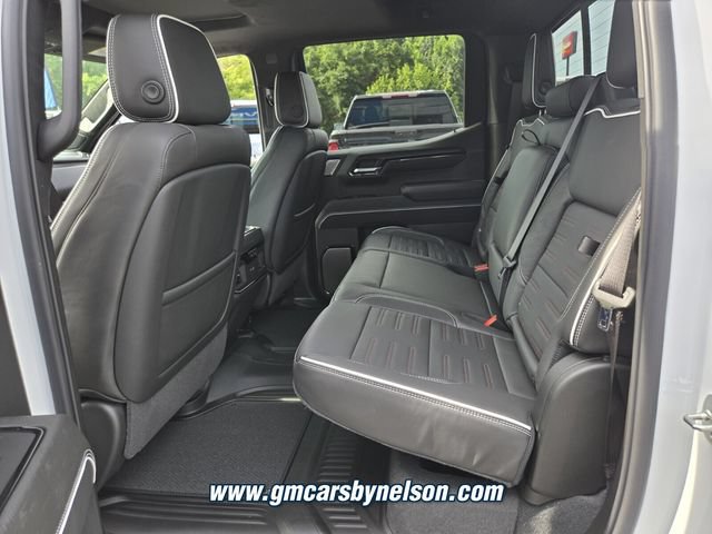 New 2026 GMC Sierra 1500 AT4X w/ LPO, Black Badging Package AWD/4WD image 8
