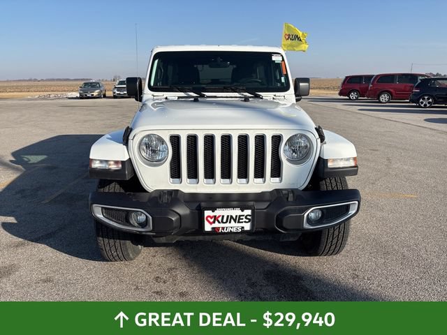 Used 2023 Jeep Wrangler Unlimited Sahara AWD/4WD image 2