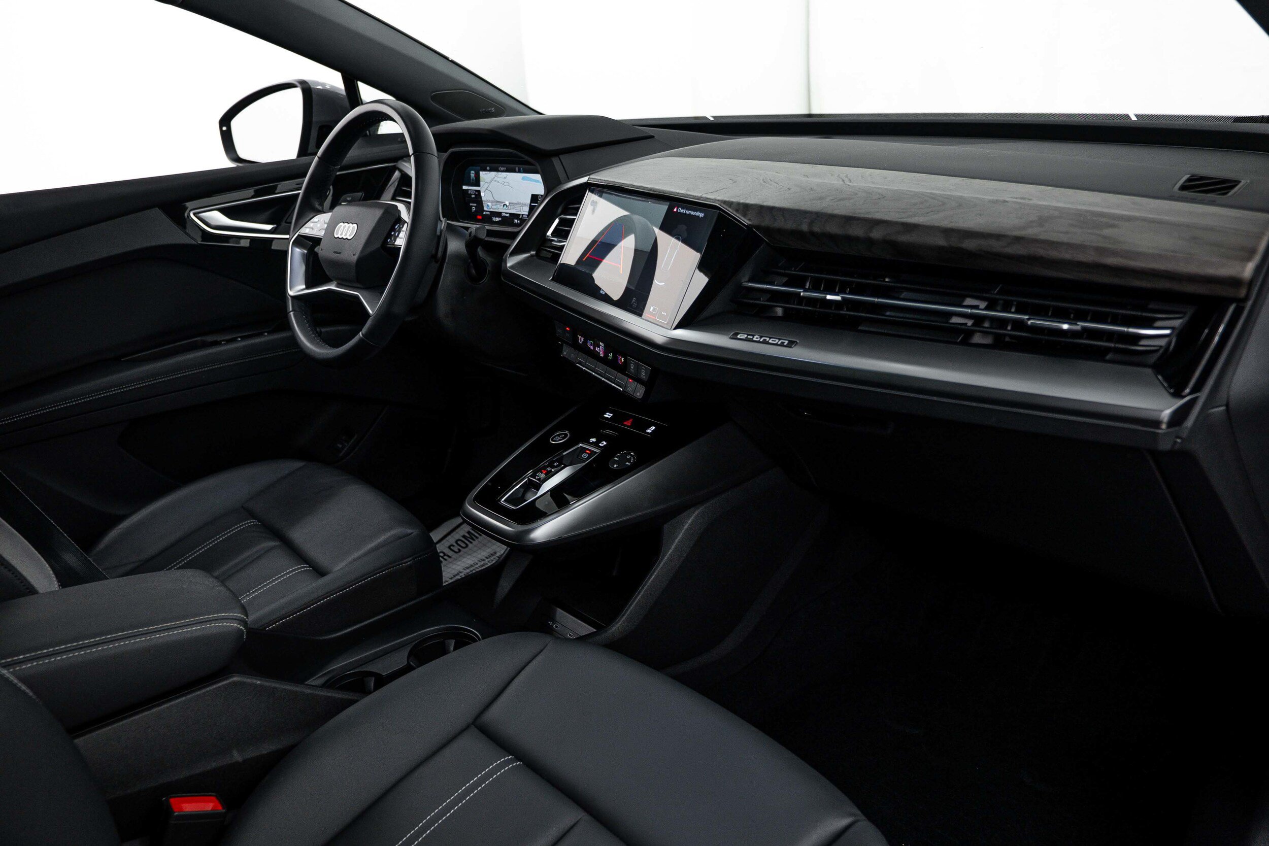 Certified 2023 Audi Q4 e-tron Premium Plus w/ Premium Plus AWD/4WD image 8