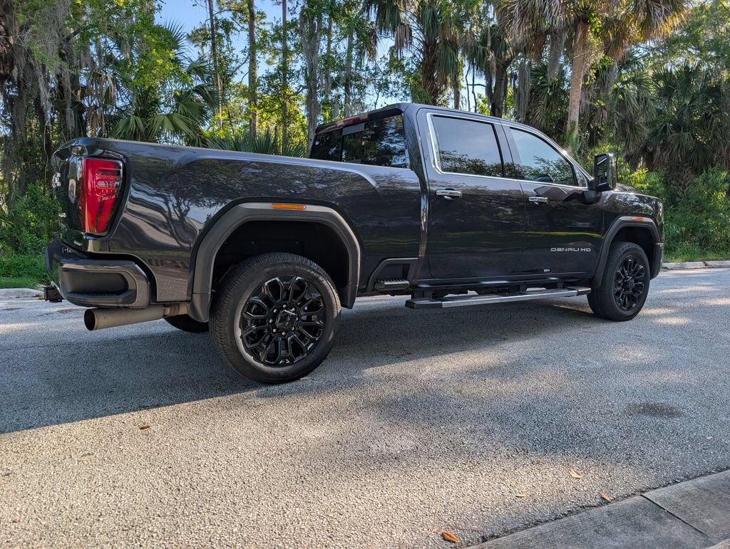 Used 2024 GMC Sierra 2500 Denali w/ Denali Reserve Package AWD/4WD image 10