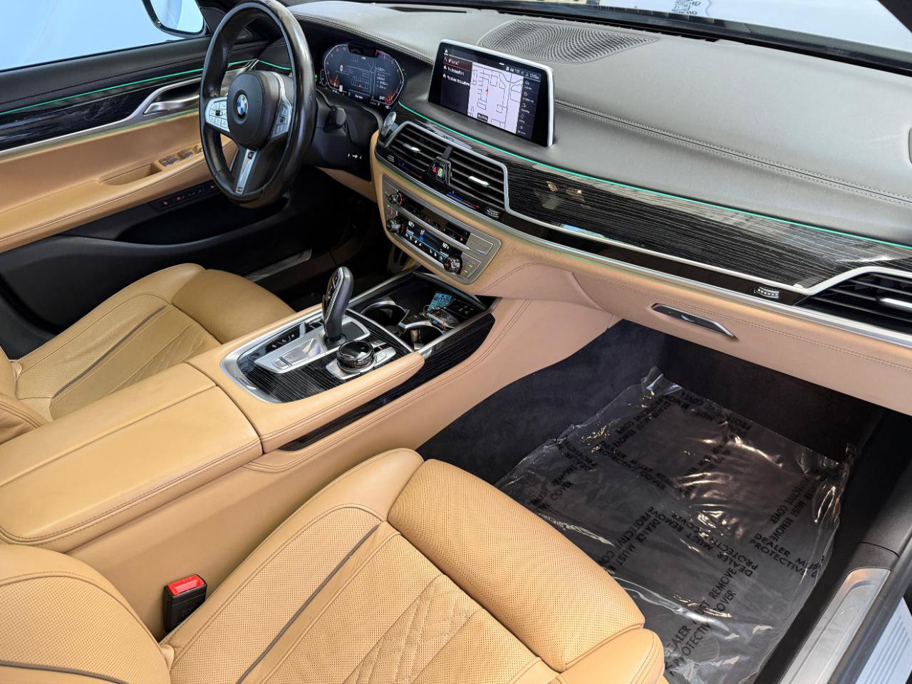 Used 2022 BMW 750i xDrive w/ Luxury Rear Seating Package AWD/4WD image 33