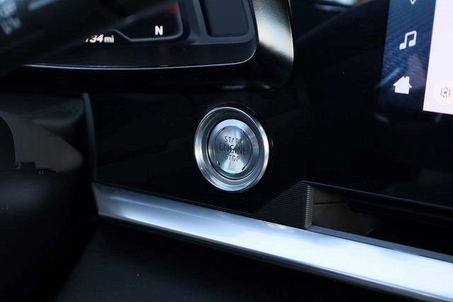 Certified 2024 Chevrolet Corvette Stingray Preferred Cpe w/ 2LT image 13