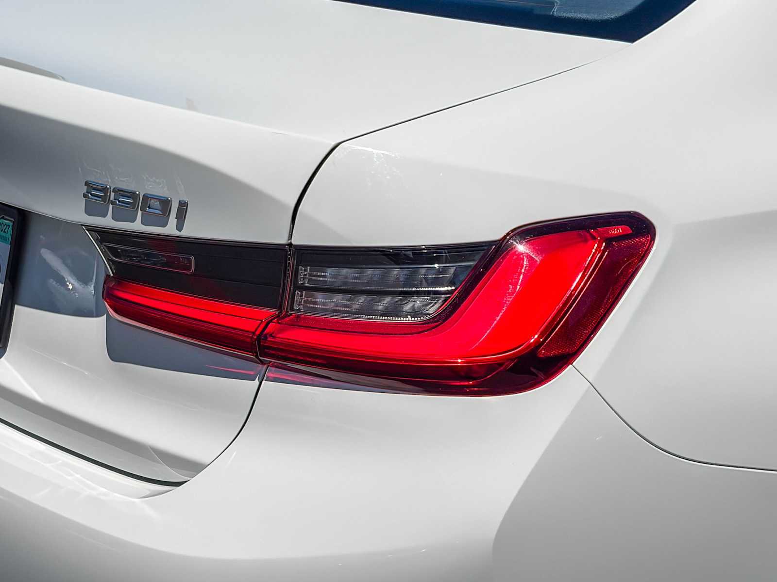Used 2020 BMW 330i Sedan w/ Premium Package RWD image 9