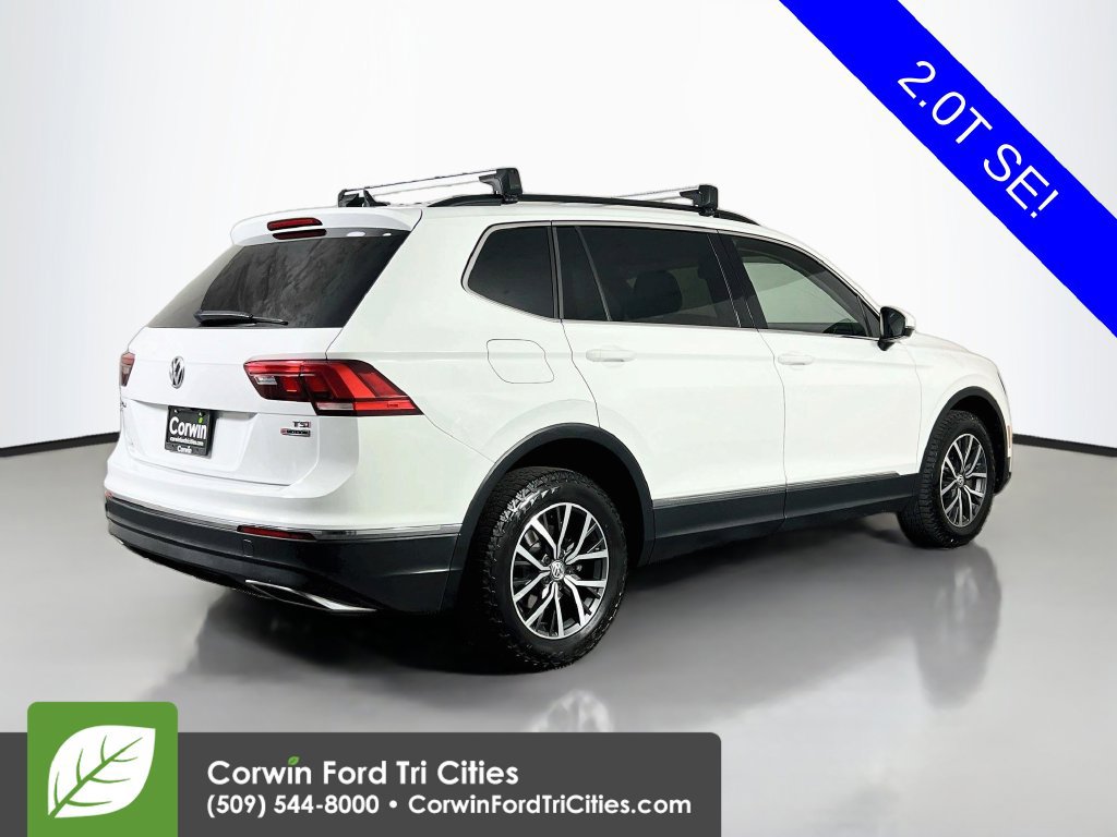 Used 2018 Volkswagen Tiguan SE w/ 3rd Row Seat Package AWD/4WD image 14