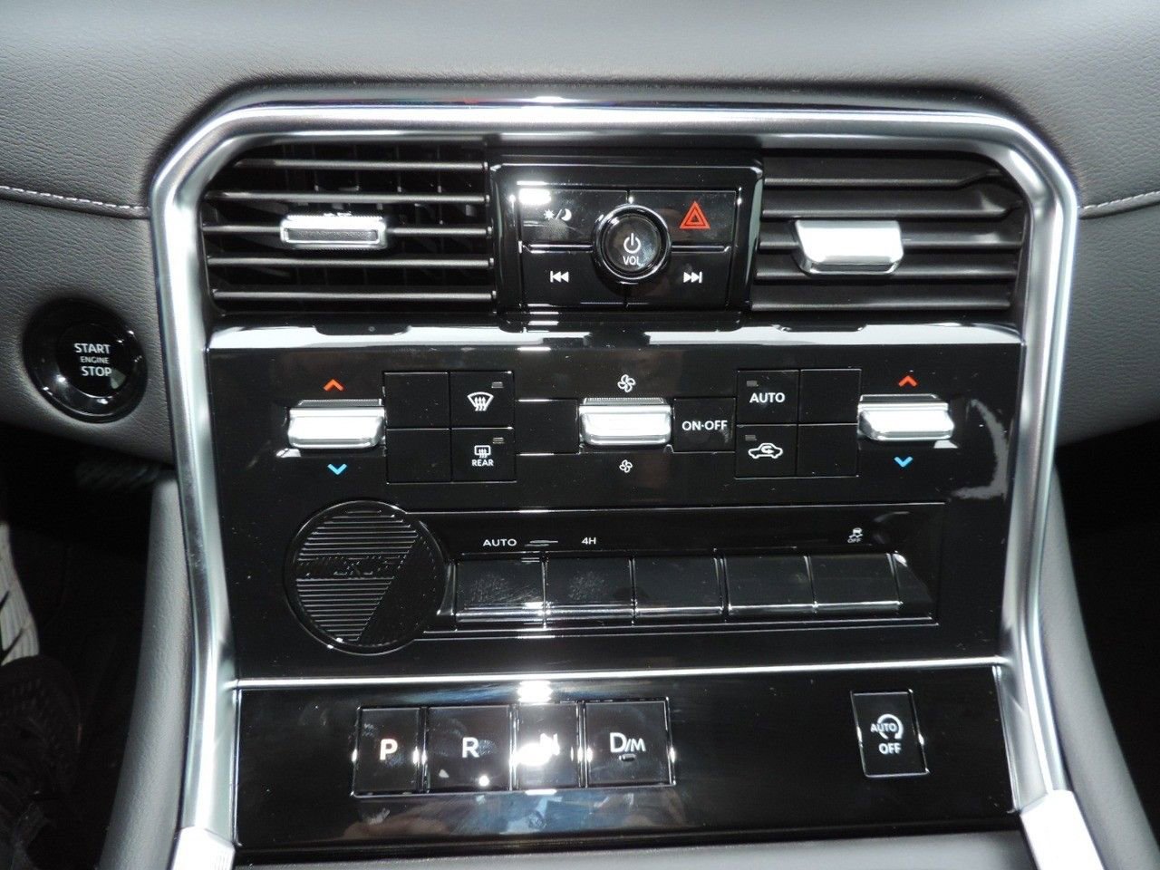 New 2026 Nissan Armada SV image 21