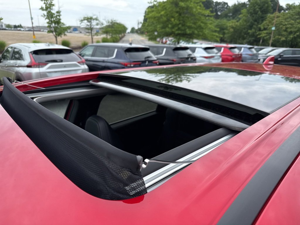 New 2025 Mitsubishi Outlander SE image 13