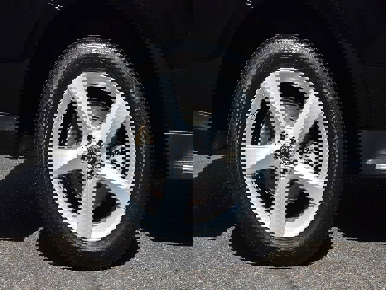 Used 2018 Mercedes-Benz GLE 350 w/ Premium 1 Package image 39