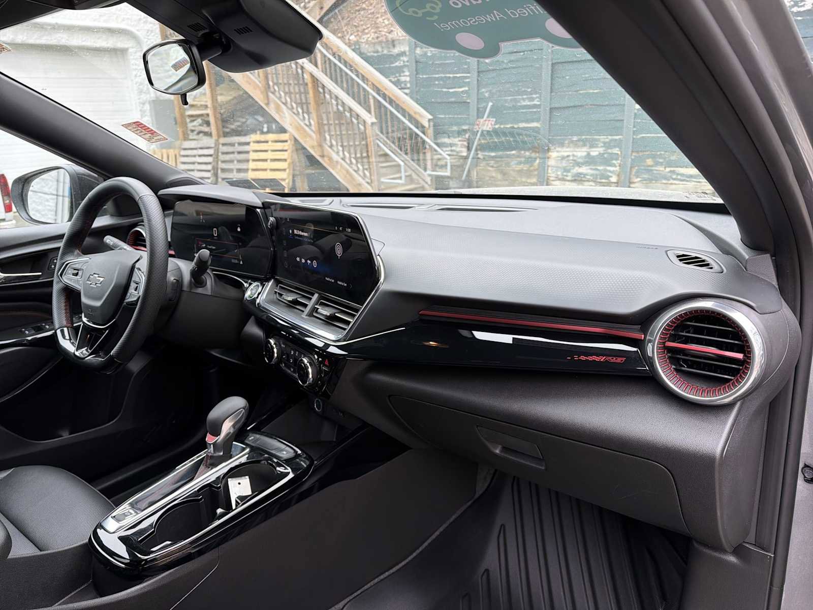 Certified 2025 Chevrolet Trax RS w/ Driver Confidence Package image 26