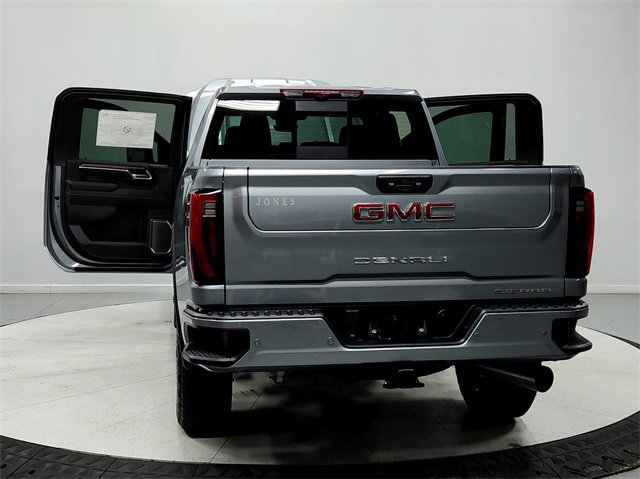 New 2026 GMC Sierra 2500 Denali w/ Denali Reserve Package image 14