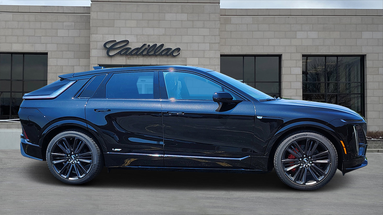 New 2026 Cadillac Lyriq V image 2