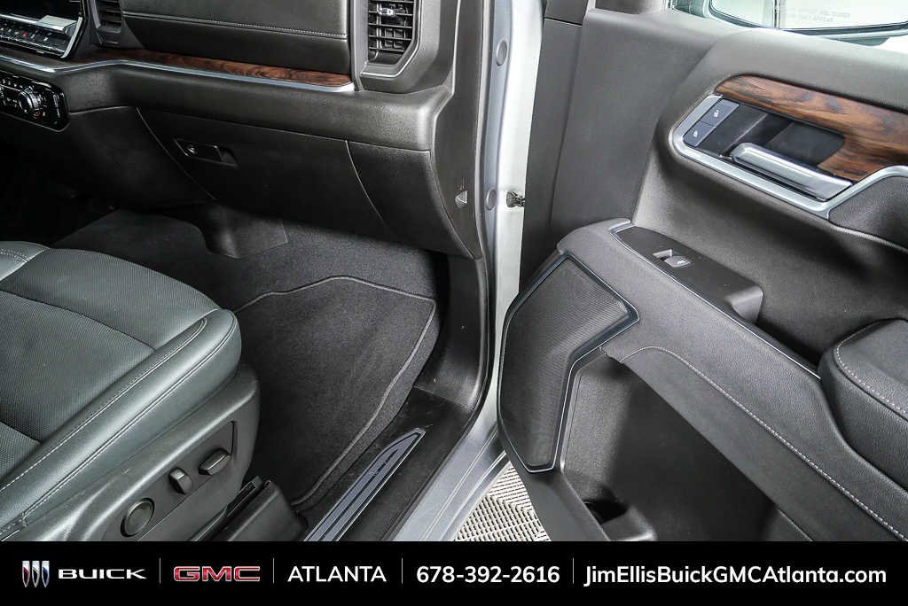 Used 2025 GMC Sierra 1500 SLT AWD/4WD image 23