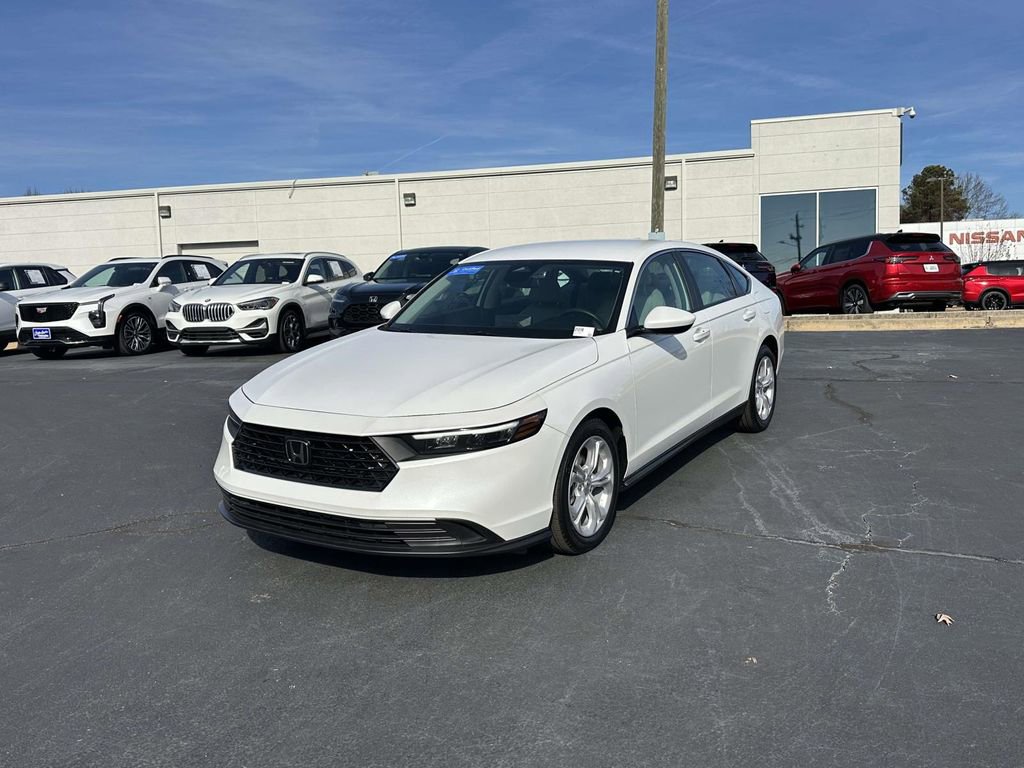 Certified 2025 Honda Accord LX video 3