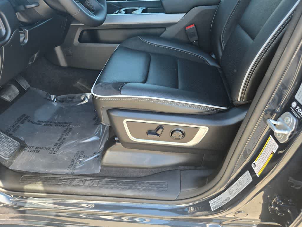 New 2026 RAM 1500 Laramie w/ Night Edition AWD/4WD image 20