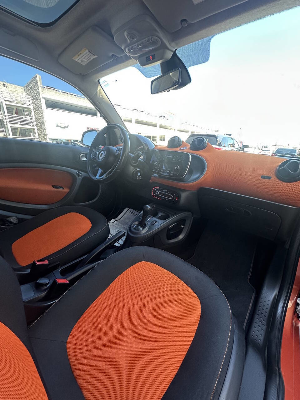 Used 2016 smart fortwo passion image 12