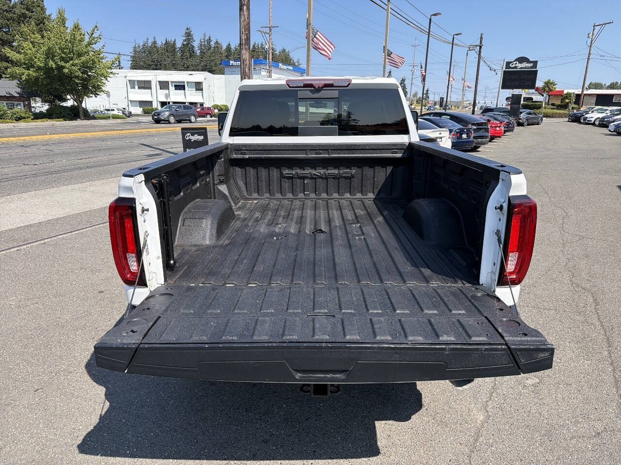 Used 2021 GMC Sierra 3500 Denali w/ Denali Ultimate Package AWD/4WD image 8