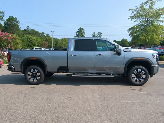 New 2026 GMC Sierra 3500 Denali w/ Denali Reserve Package AWD/4WD image 4