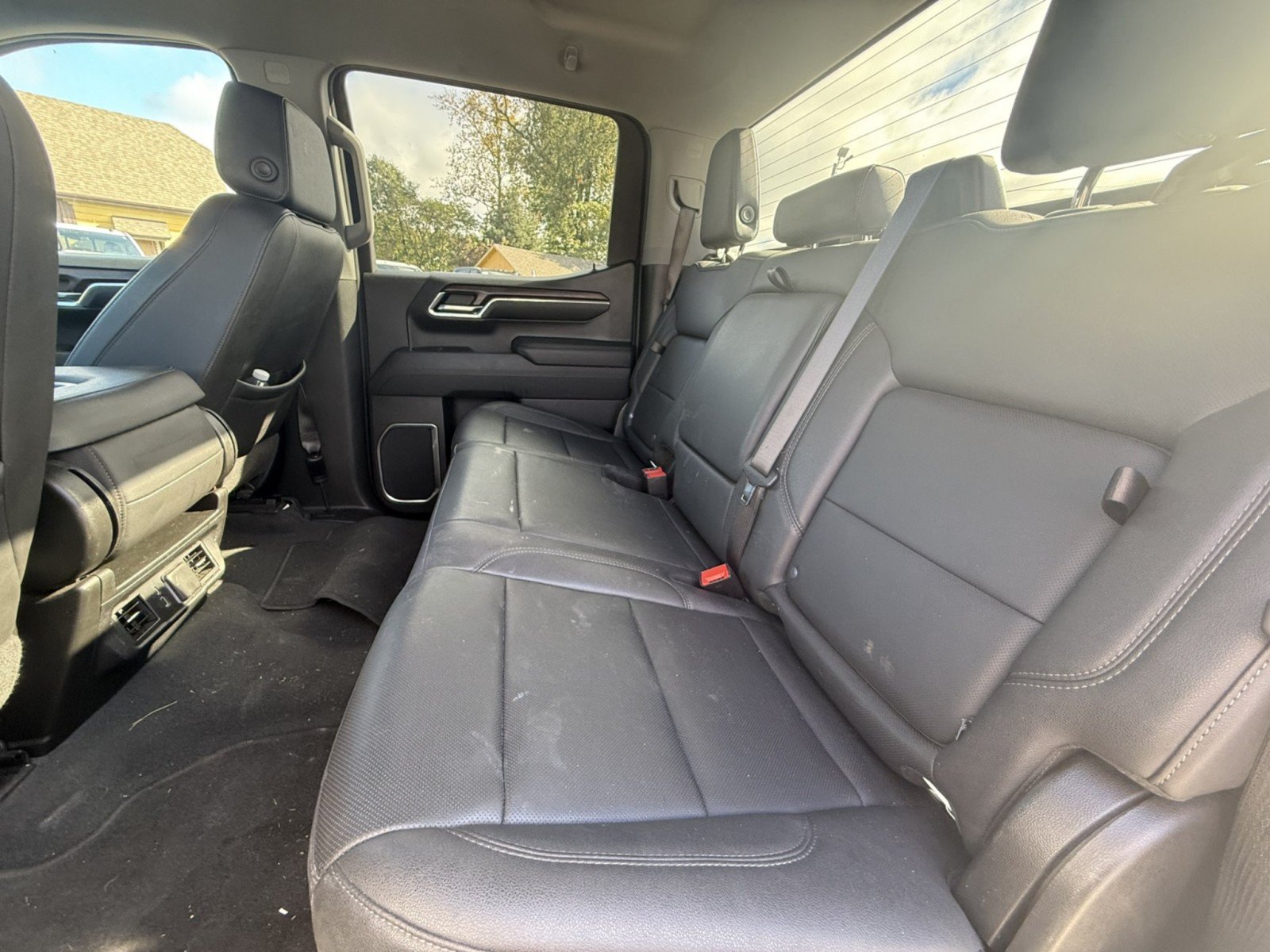Used 2024 GMC Sierra 1500 SLT RWD image 10