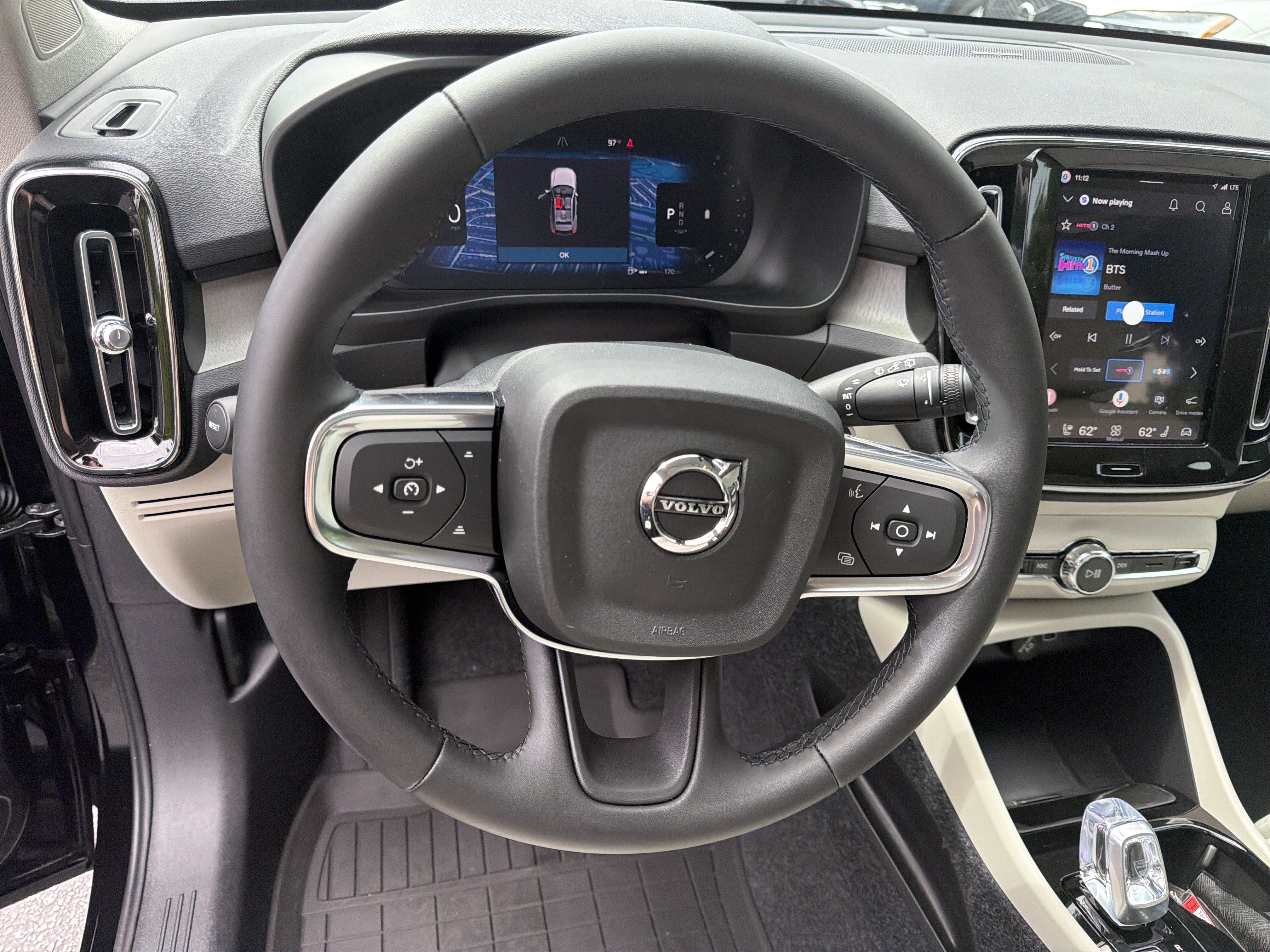 New 2026 Volvo XC40 B5 Ultra w/ Protection Package Premier AWD/4WD image 19