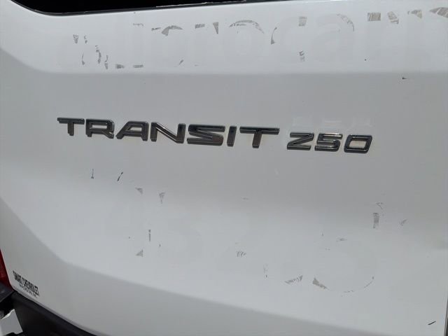 Used 2020 Ford Transit 250 Medium Roof image 13